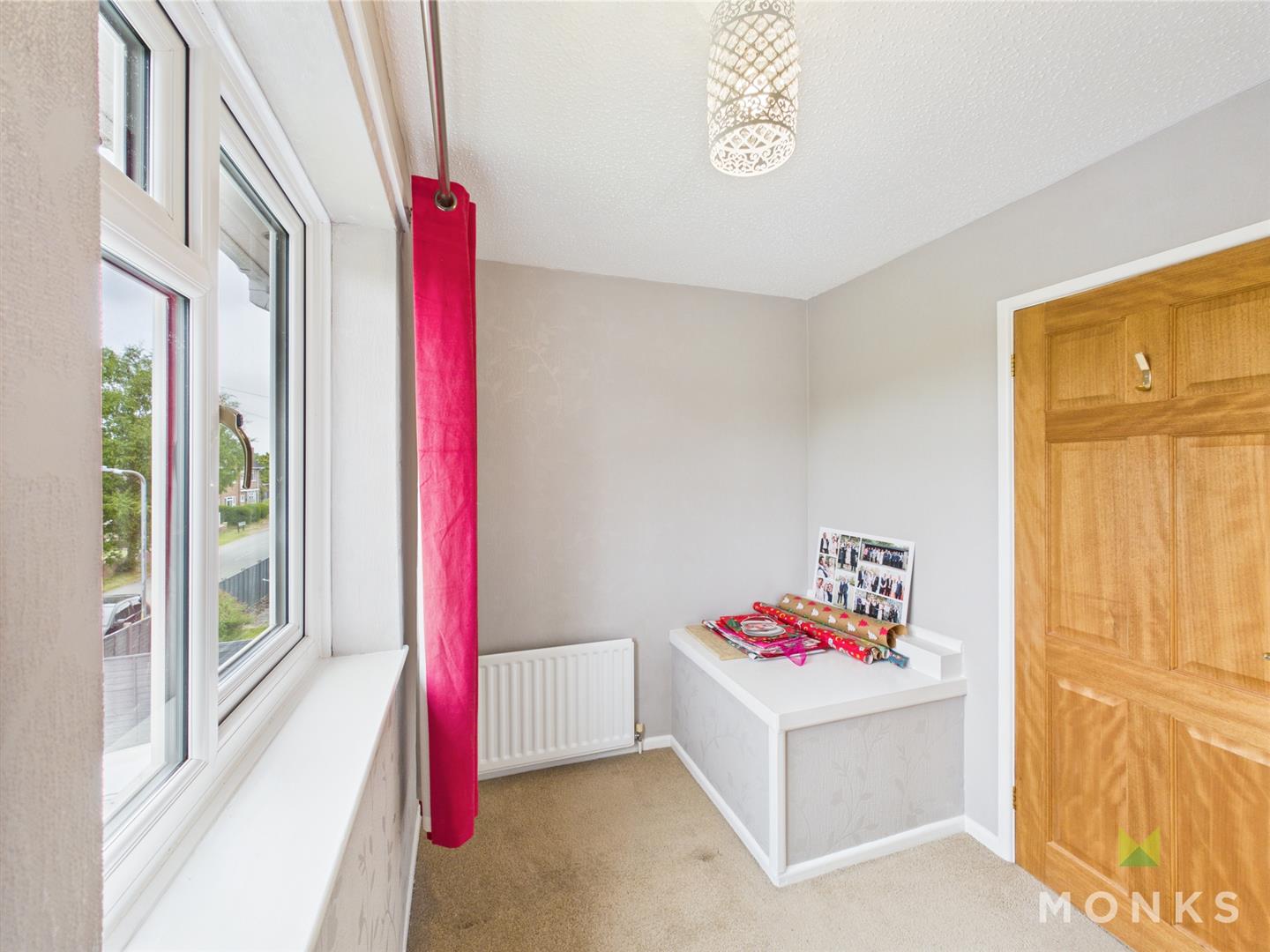 9 Preshenlle Lane, Oswestry, SY10 7UB For Sale